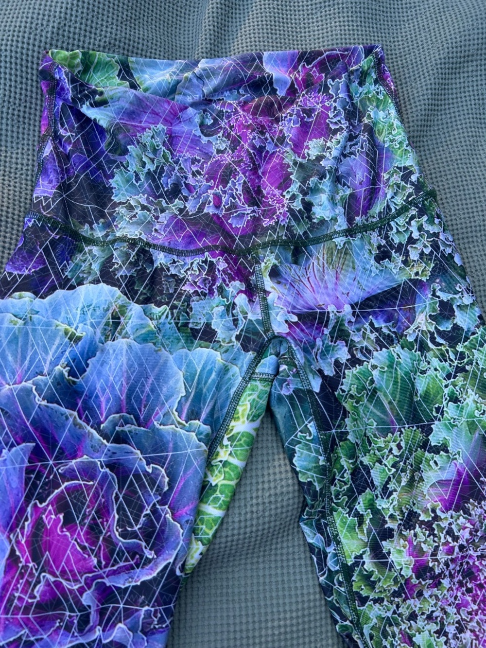 Kale Themed Bewildher Leggings